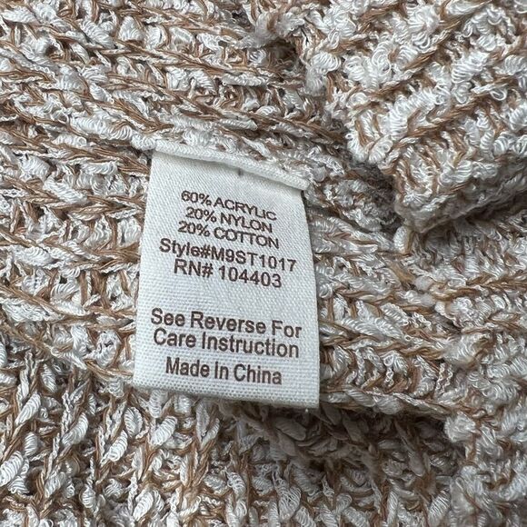 NWT Day to Day Blu Pepper V Neck Short Sleeve Oatmeal Sweater Women’s Sz Small - Picture 6 of 6